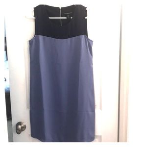 Cute summer wedding guest dress!